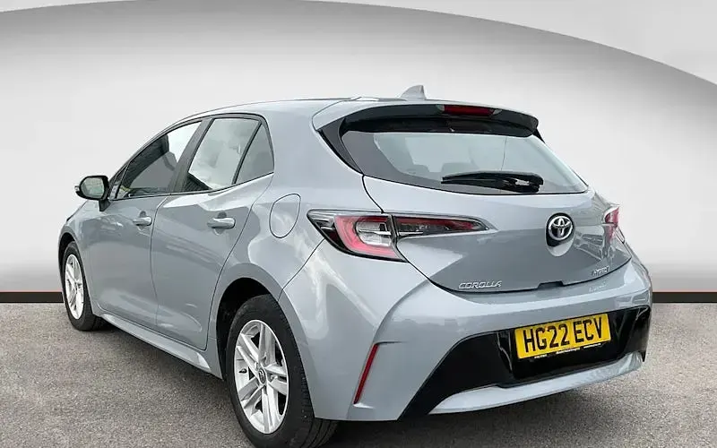 Used Toyota Corolla 122 HP (89 kW) 2022 Grey Hatchback