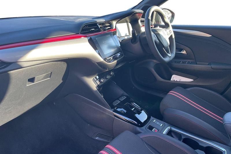 Used Vauxhall Corsa-e 100 kW (136 HP) 2024 Hot red Hatchback