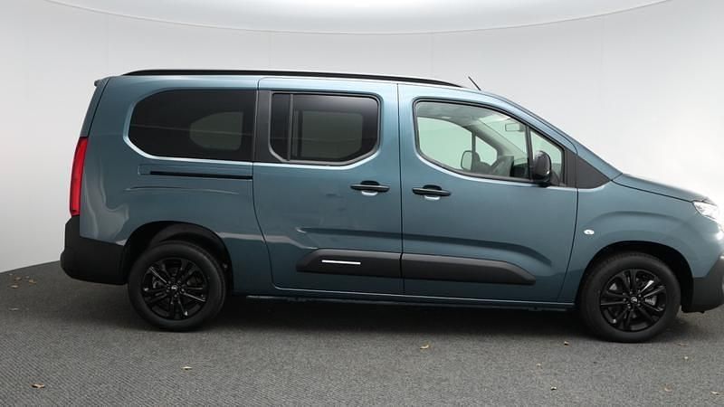 New Citroën Berlingo 2026 Kiama blue MPV