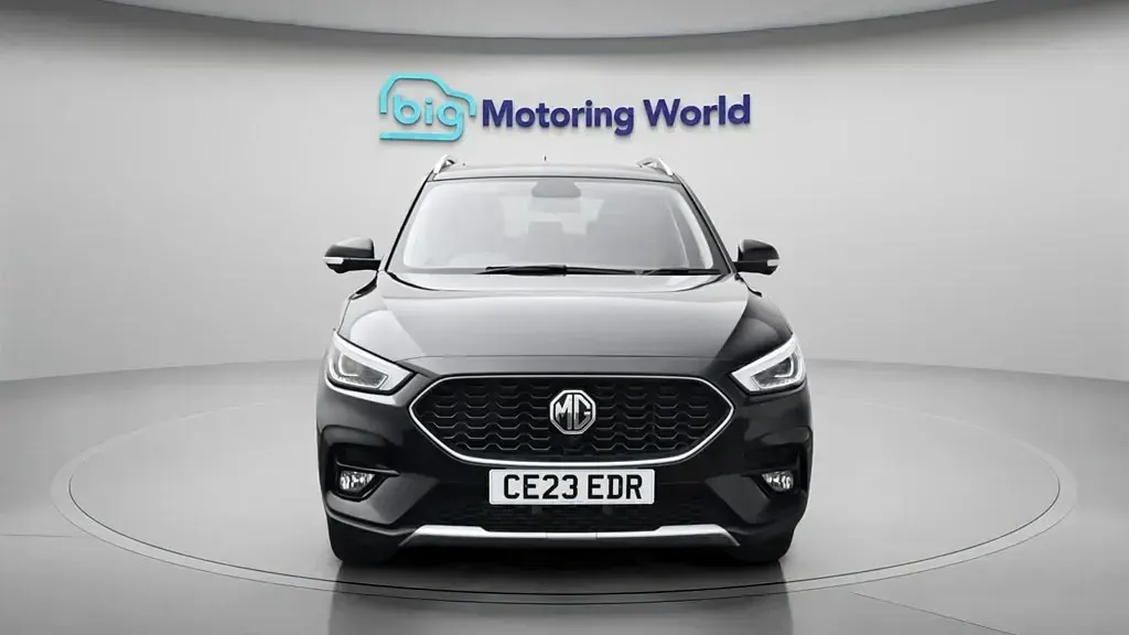 Używany MG ZS 2023 Czarny SUV