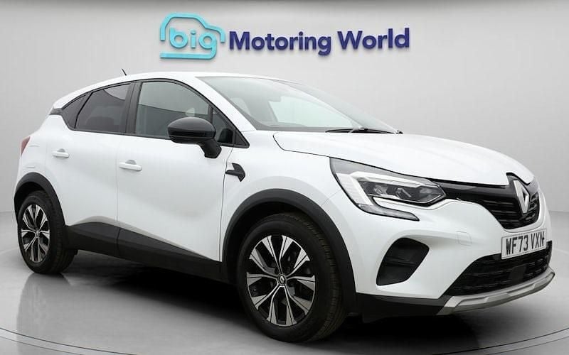 Usado Renault Captur Evolution 143 HP (105 kW) 2023 SUV
