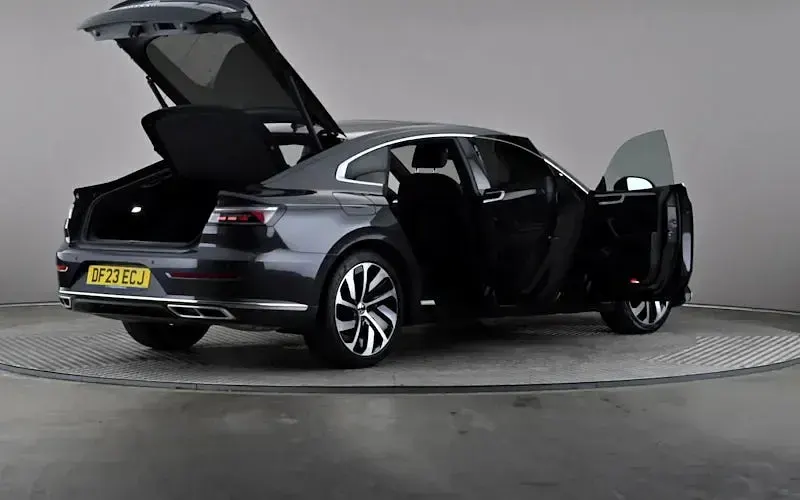 Used VW Arteon R-line 190 HP (139 kW) 2023 Grey Hatchback