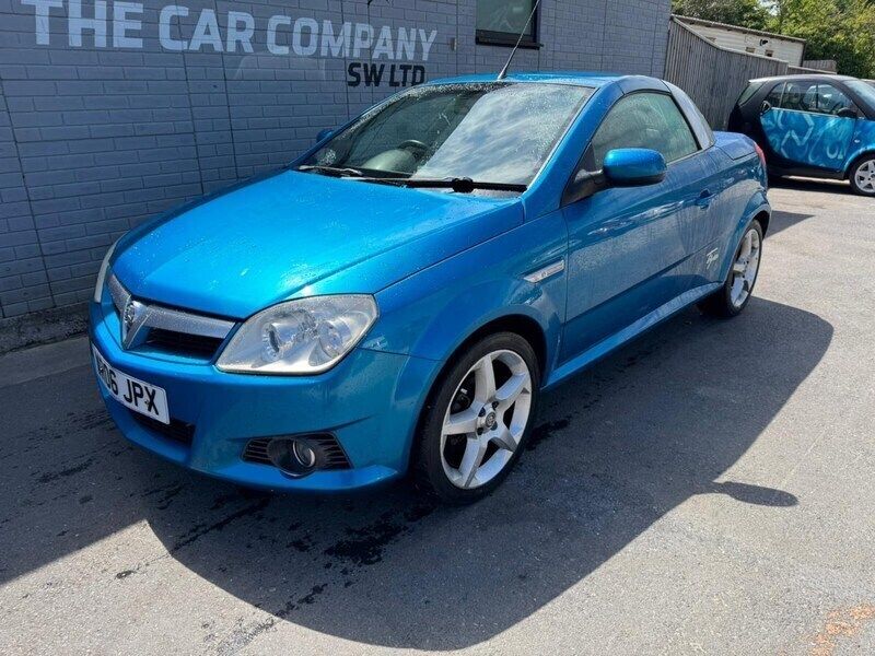 Blue Used 2006 Vauxhall Tigra Cabriolet | £1,995 (Fair price) - Image 1/4