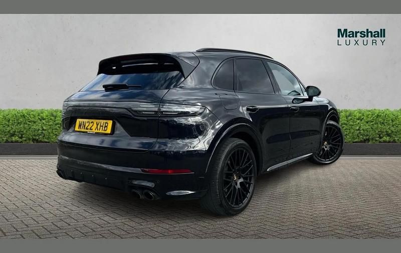 Used Porsche Cayenne GTS 453 HP (333 kW) 2022 Black SUV