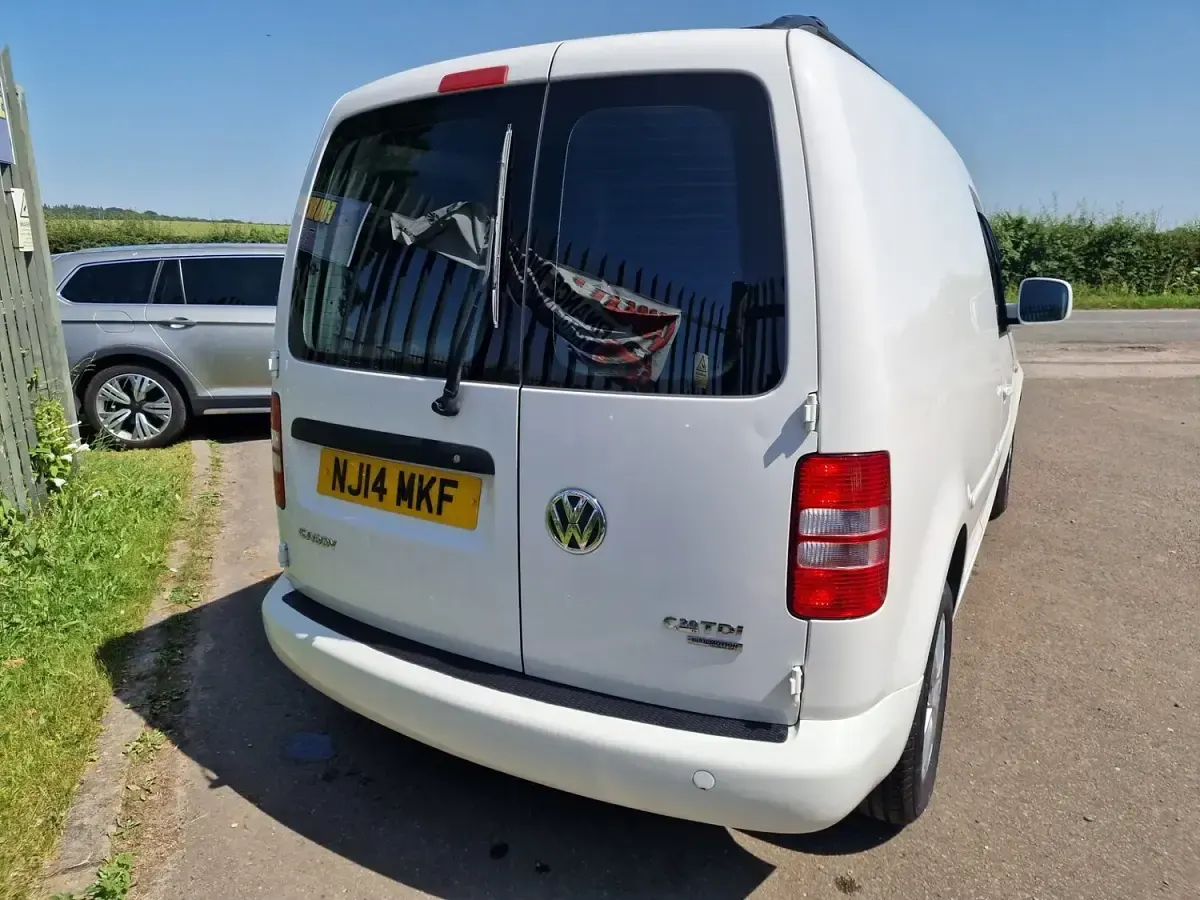 Used VW Caddy Startline 75 HP (55 kW) 2014 White MPV