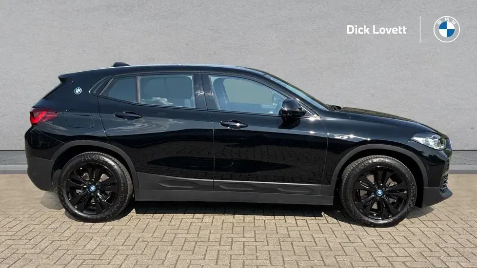 Used BMW X2 Sport Line 220 HP (161 kW) 2023 Black SUV