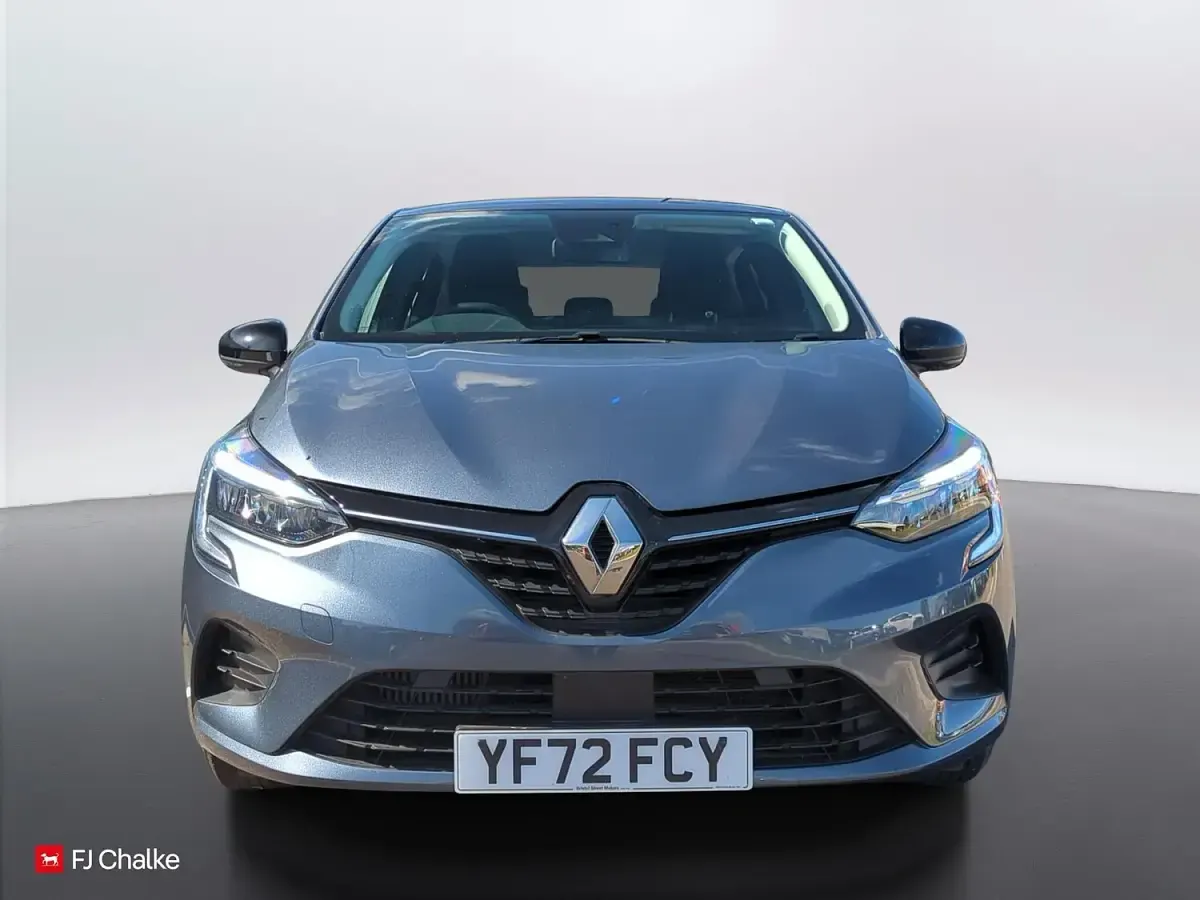 Used Renault Clio V Evolution 90 HP (66 kW) 2023 Grey Hatchback