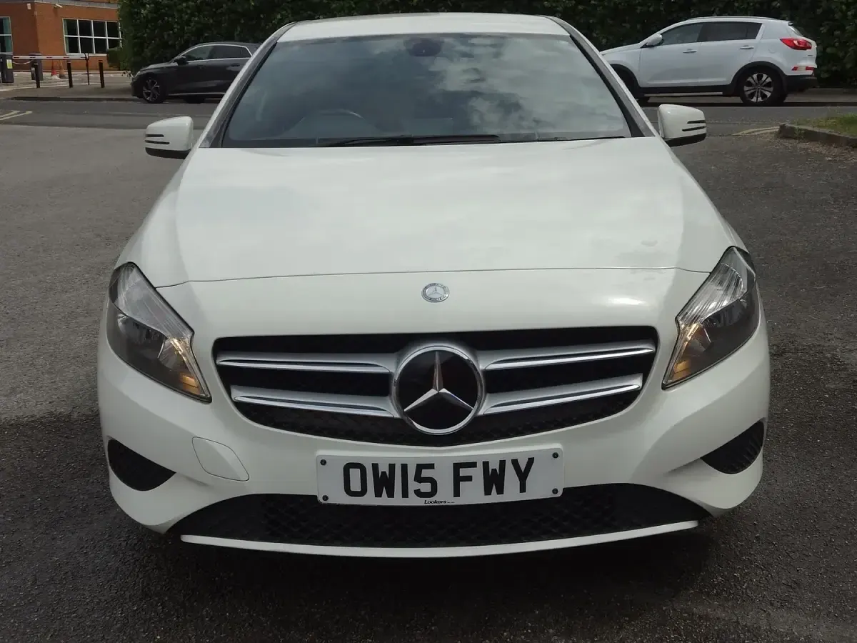 Used Mercedes A200 2015 White Hatchback