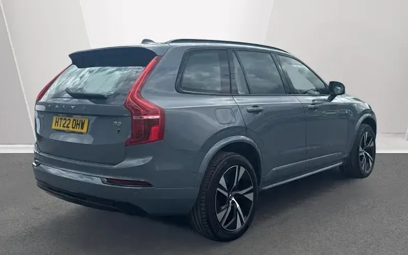 Used Volvo XC90 Plus 250 HP (183 kW) 2025 SUV
