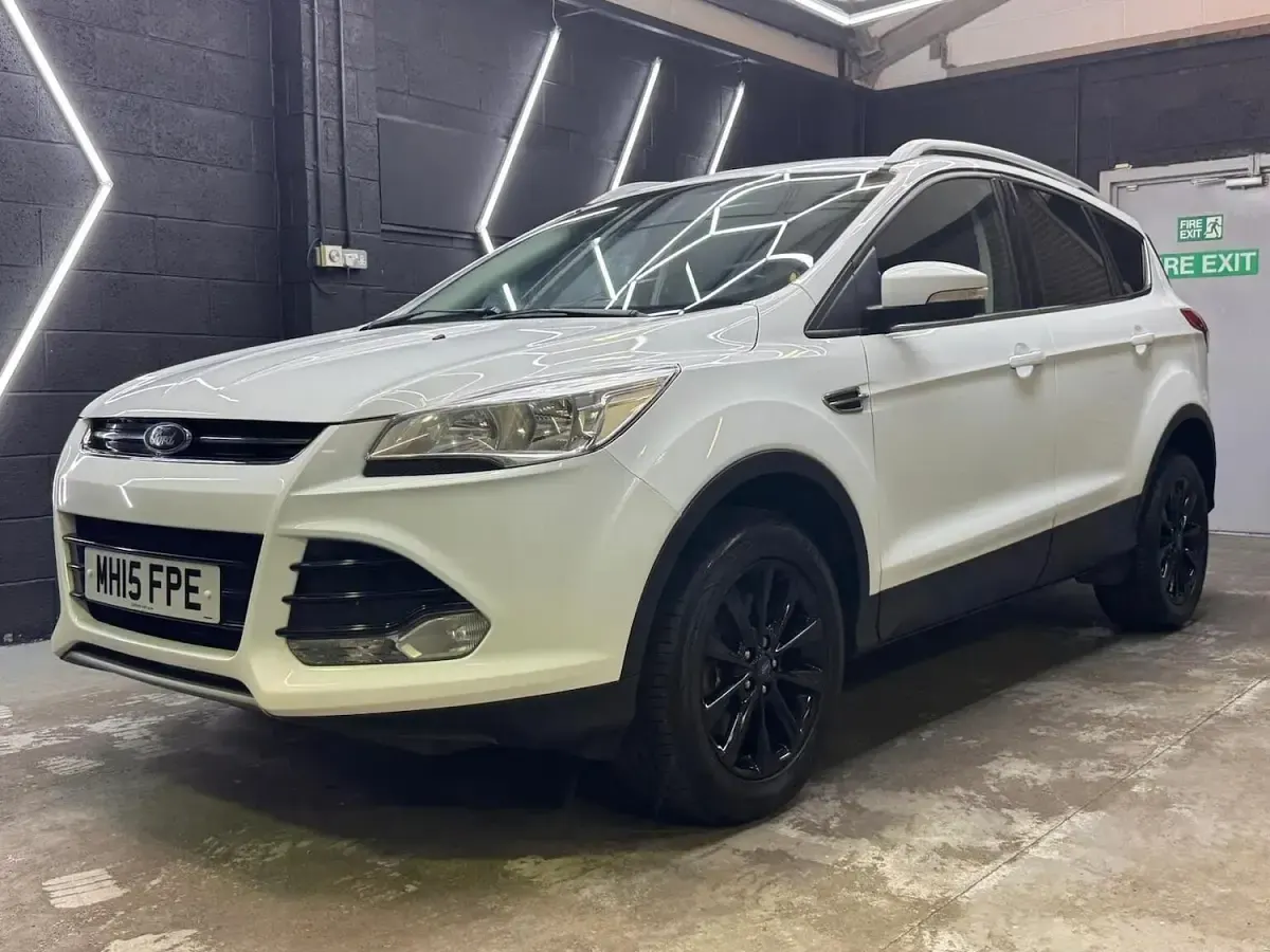 Used Ford Kuga Titanium 2015 White SUV