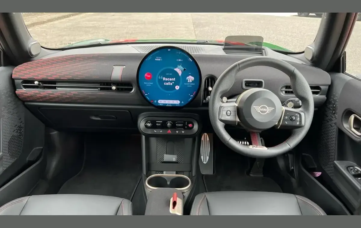 Used Mini John Cooper Works 228 HP (167 kW) 2026 Green Hatchback