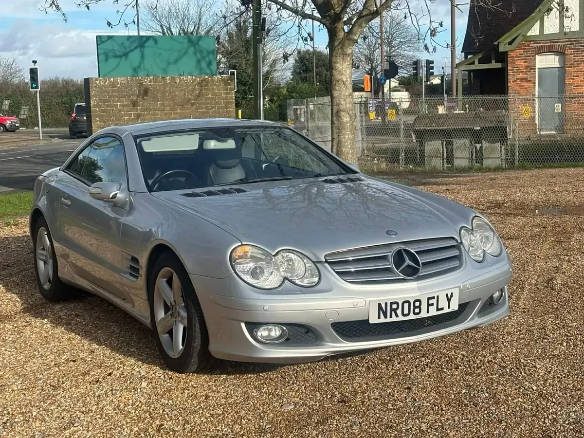 Used Mercedes SL350 272 HP (200 kW) 2008 Silver Cabriolet