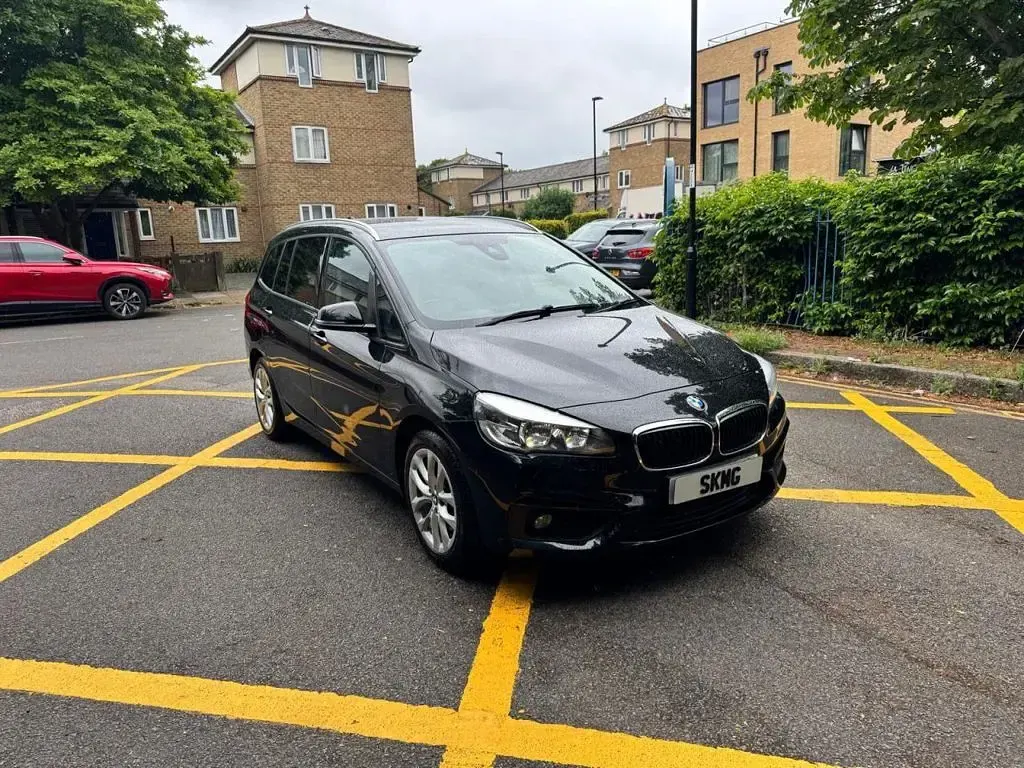 Used BMW 218 Impressive 136 HP (100 kW) 2015 Black MPV
