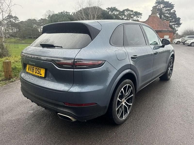 Used Porsche Cayenne 340 HP (250 kW) 2018 Blue SUV