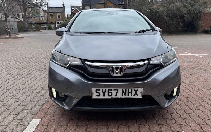Używany Honda Jazz EX 102 KM (75 kW) 2017 Szary Hatchback