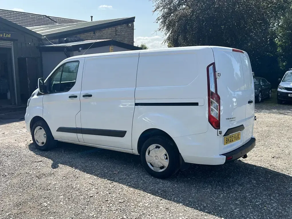Used Ford Transit Custom Trend 130 HP (95 kW) 2022 White Van