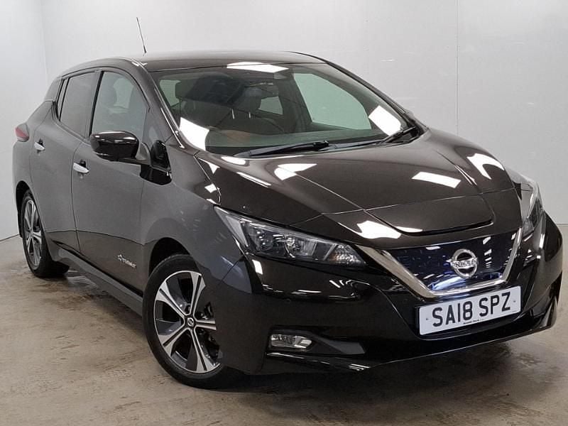 Black Used 2018 Nissan Leaf N-Connecta Hatchback | £8,998 (Fair price) - Image 1/4