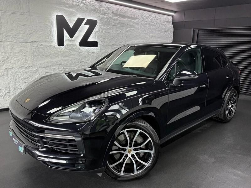 Black Used 2019 Porsche Cayenne SUV | £49,965 (Expensive) - Image 1/4