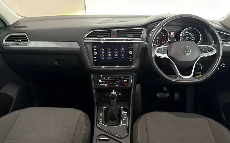 Used VW Tiguan S 150 HP (110 kW) 2022 Silver SUV