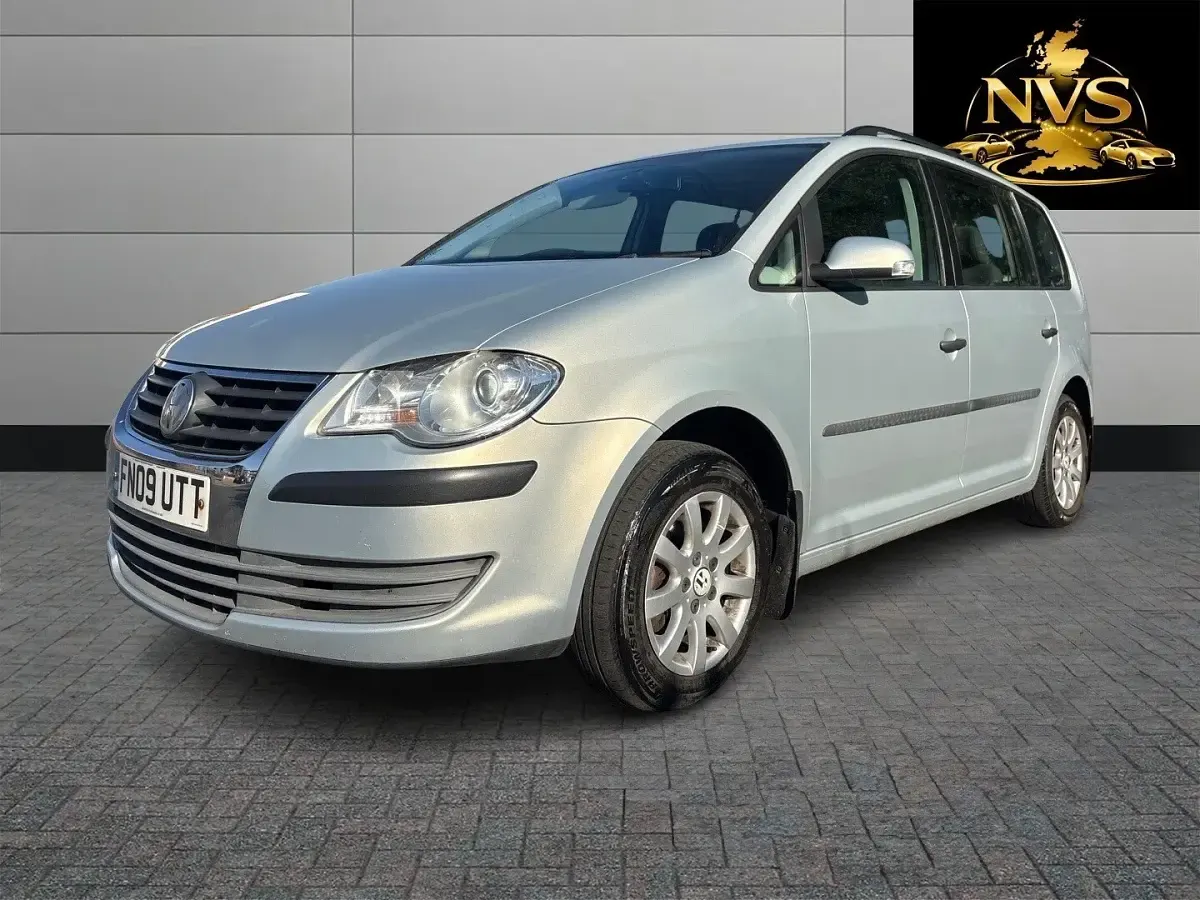 Used VW Touran S 105 HP (77 kW) 2009 Silver MPV