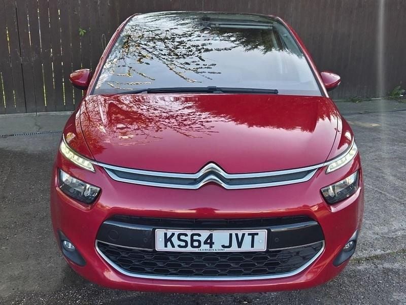 Used Citroën C4 Picasso Exclusive 115 HP (84 kW) 2015 Red MPV