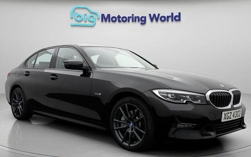 Used 2022 BMW 330e Sport Line Sedan | £20,800 (Fair price) - Image 1/4