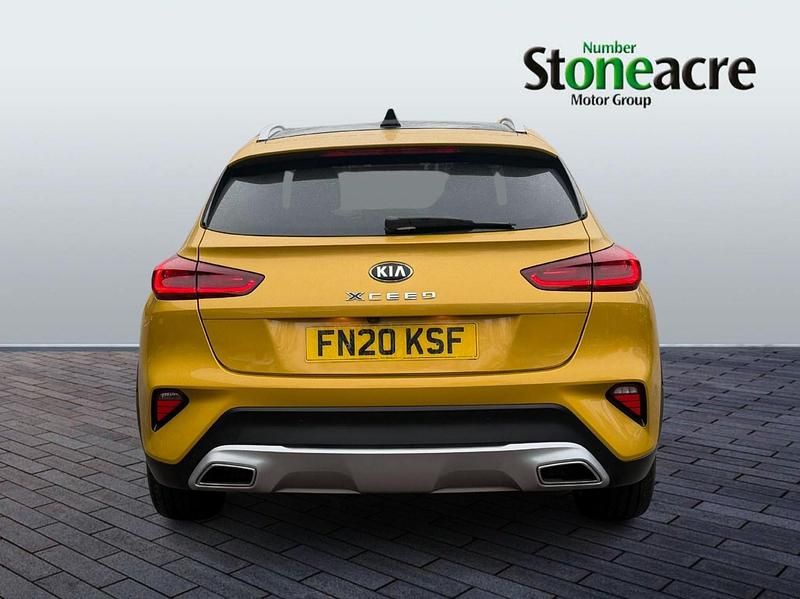 Used Kia XCeed First Edition 2020 Yellow SUV