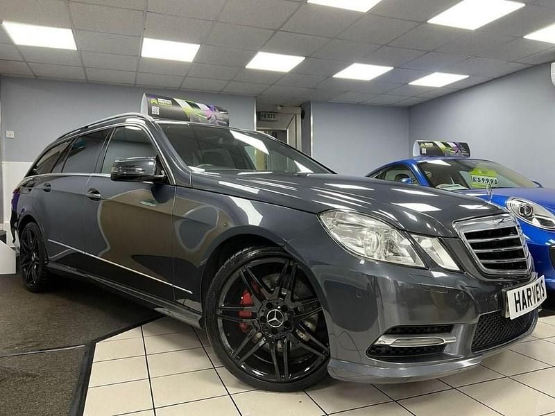 Used Mercedes E350 265 HP (194 kW) 2013 Grey Estate