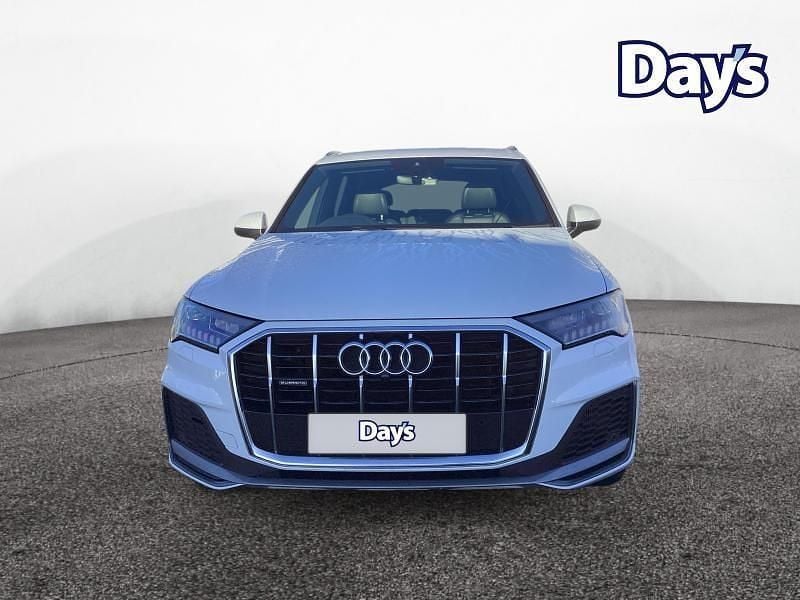 Used Audi Q7 S-Line 286 HP (210 kW) 2020 White SUV