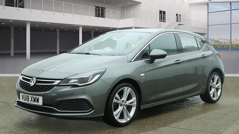 Used Vauxhall Astra SRi 150 HP (110 kW) 2018 Grey Hatchback