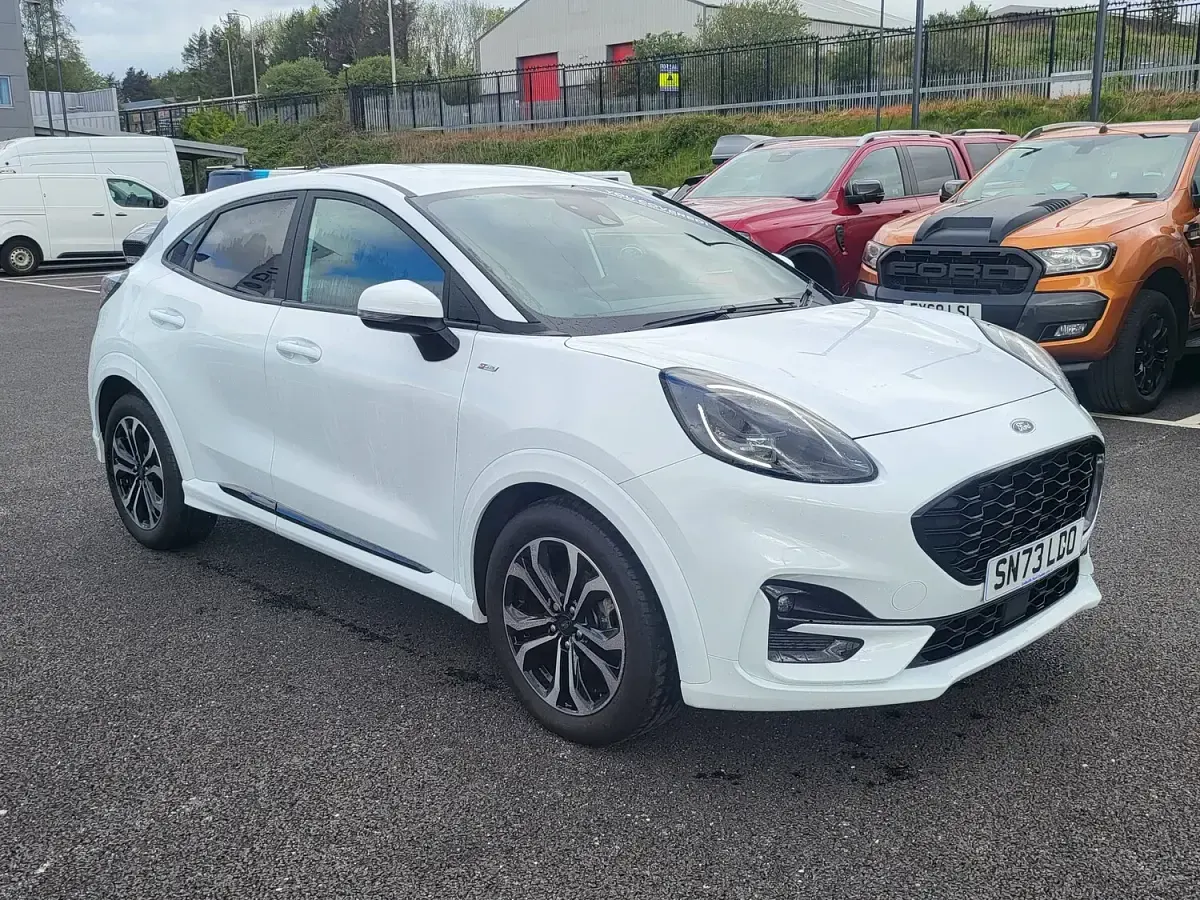 Used Ford Puma ST-Line 125 HP (91 kW) 2023 White SUV