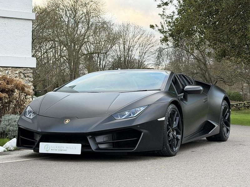 Used Lamborghini Huracán 580 HP (426 kW) 2018 Yellow Cabriolet