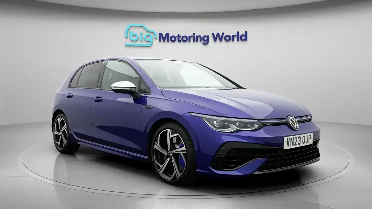Used VW Golf VIII R 320 HP (235 kW) 2023 Hatchback
