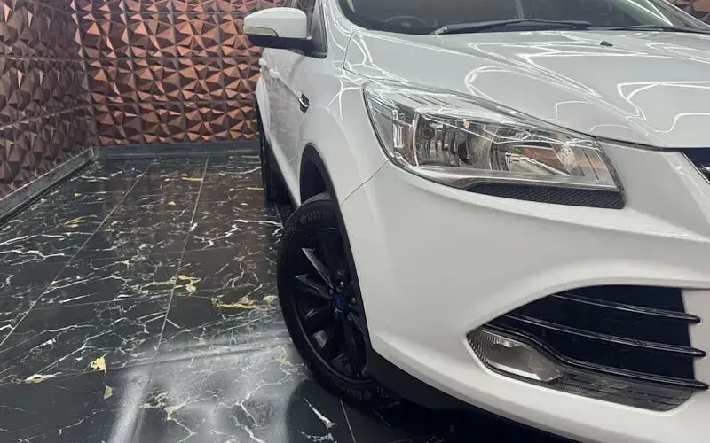 Używany Ford Kuga Titanium 179 KM (131 kW) 2016 Biały SUV