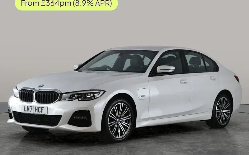 Usado BMW 330e M Sport 292 HP (214 kW) 2021 Sedan