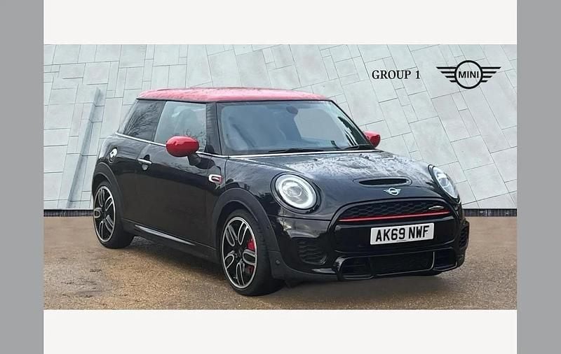 Used Mini John Cooper Works Comfort 231 HP (169 kW) 2019 Black Hatchback