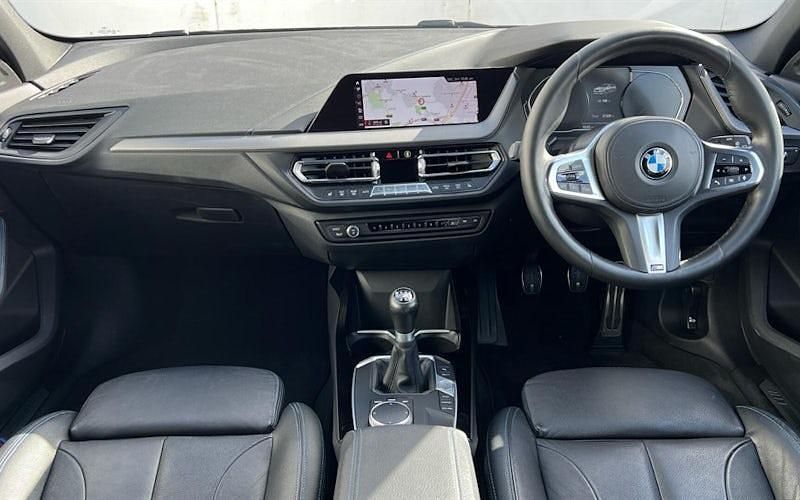 Used BMW 118 M Sport 140 HP (102 kW) 2019 Black Hatchback