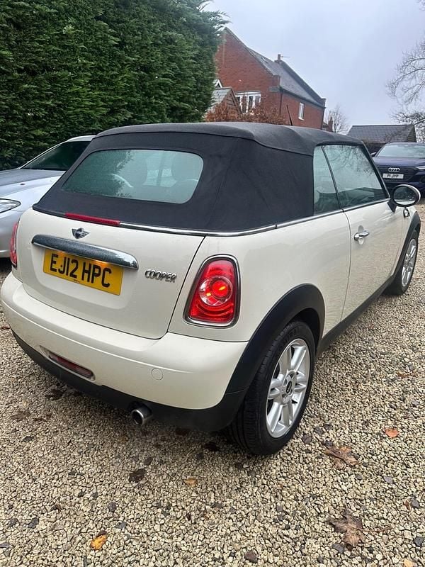 Used Mini Cooper Cabriolet 122 HP (89 kW) 2012 White Cabriolet