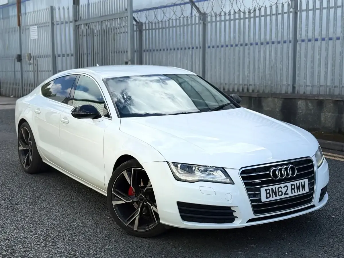 Used Audi A7 Comfort 2012 White Hatchback