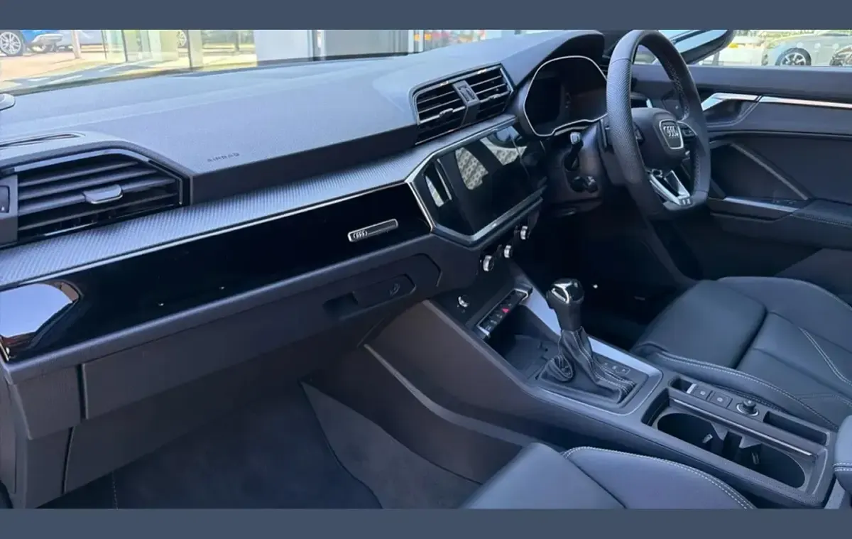 New Audi Q3 Black Edition 150 HP (110 kW) 2025 Grey SUV