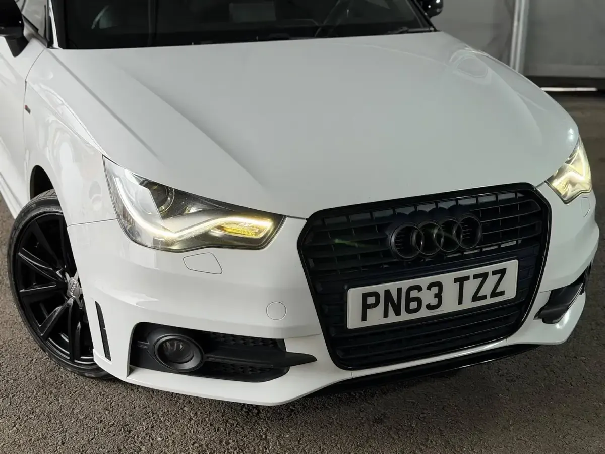 Used Audi A1 S-Line 105 HP (77 kW) 2013 White Hatchback
