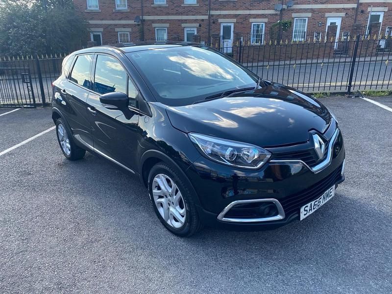 Black Used 2016 Renault Captur Dynamique SUV | £3,495 (Super price) - Image 1/2