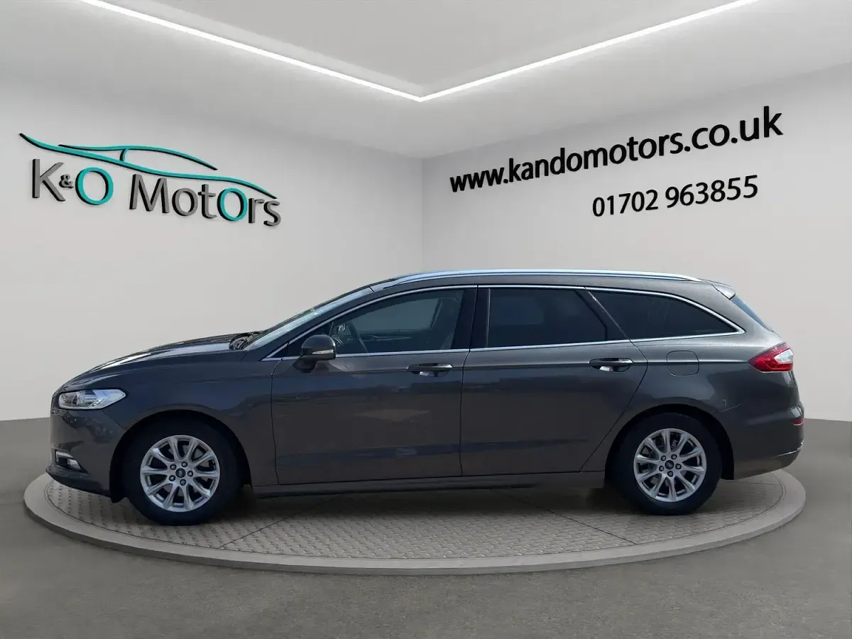 Used Ford Mondeo Titanium 150 HP (110 kW) 2017 Grey Estate