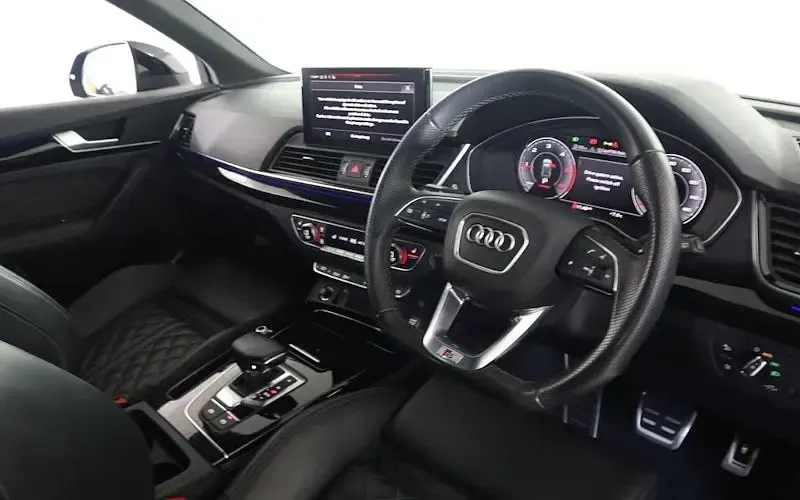 Used Audi Q5 Comfort 204 HP (150 kW) 2022 Blue SUV