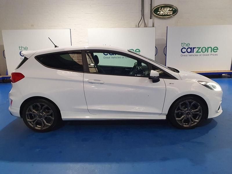 Used Ford Fiesta ST-Line 2018 White Hatchback