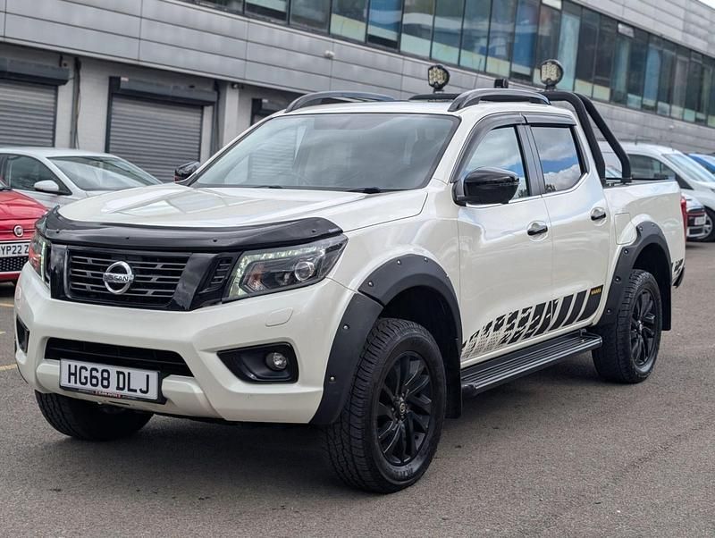 Used Nissan Navara N-Guard 190 HP (139 kW) 2018 White Pickup