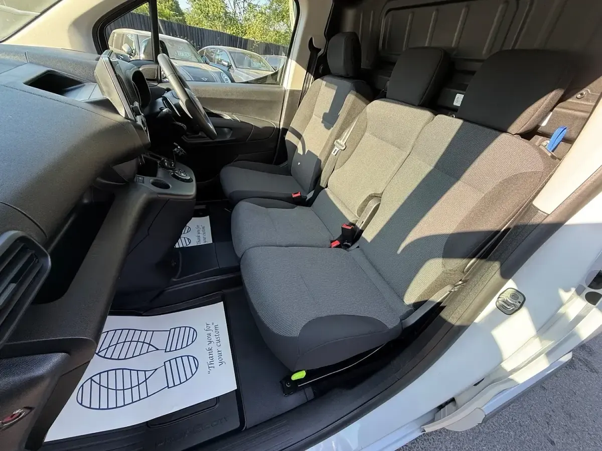 Used Toyota Proace Design 2023 White MPV