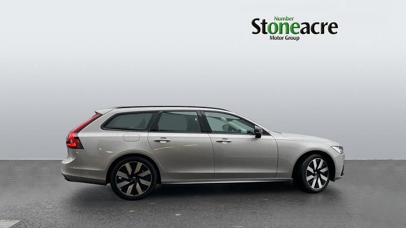 Used Volvo V90 Plus 345 HP (253 kW) 2025 Silver Estate