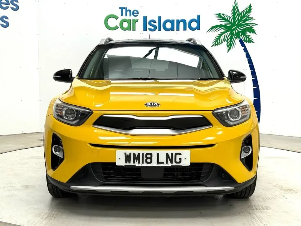 Used Kia Stonic First Edition 120 HP (88 kW) 2017 Yellow SUV