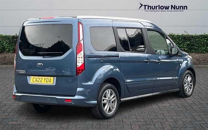 Used Ford Tourneo Titanium 120 HP (88 kW) 2021 Estate